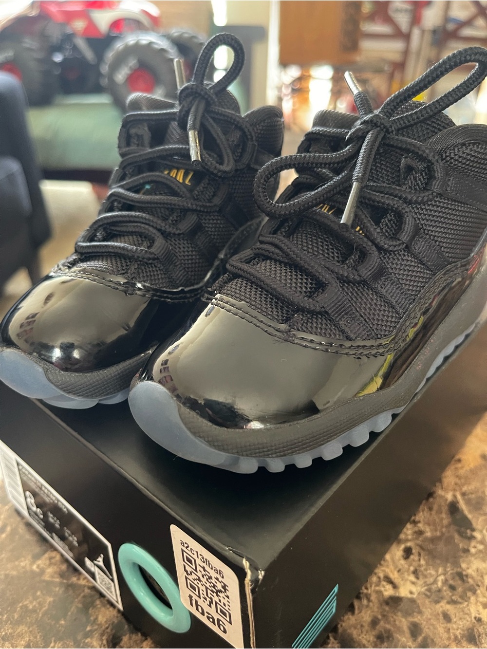 8c Jordan 11 Gamma Blue